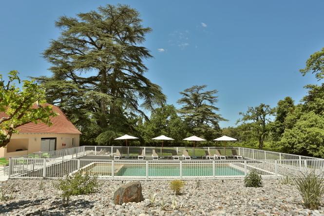 Hotel & Restaurant - Le Manoir Des Cedres - Piscine Chauffee Et Climatisation Rouffignac Saint-Cernin Exteriör bild