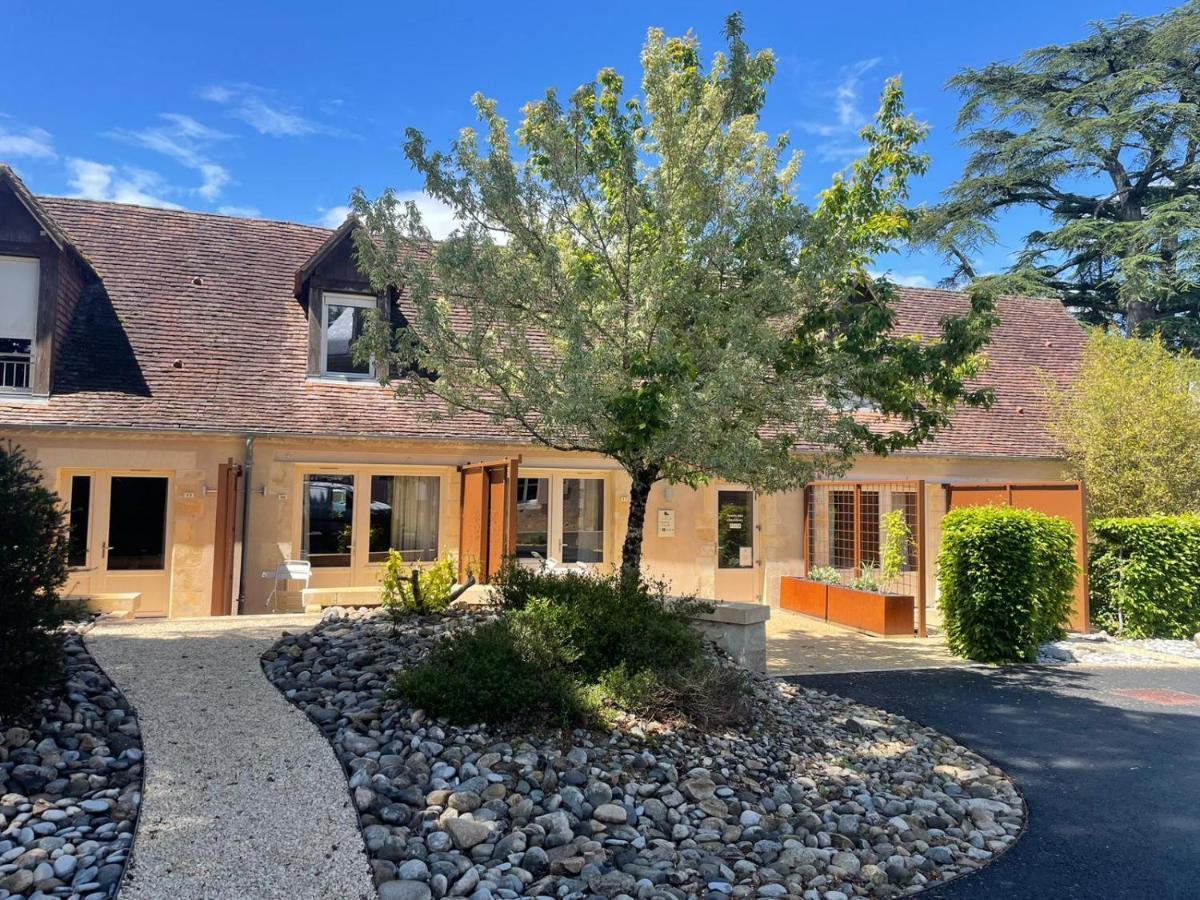 Hotel & Restaurant - Le Manoir Des Cedres - Piscine Chauffee Et Climatisation Rouffignac Saint-Cernin Exteriör bild