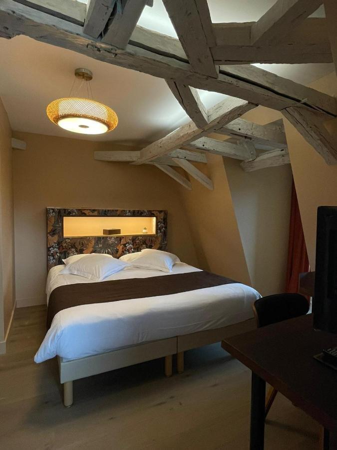 Hotel & Restaurant - Le Manoir Des Cedres - Piscine Chauffee Et Climatisation Rouffignac Saint-Cernin Exteriör bild